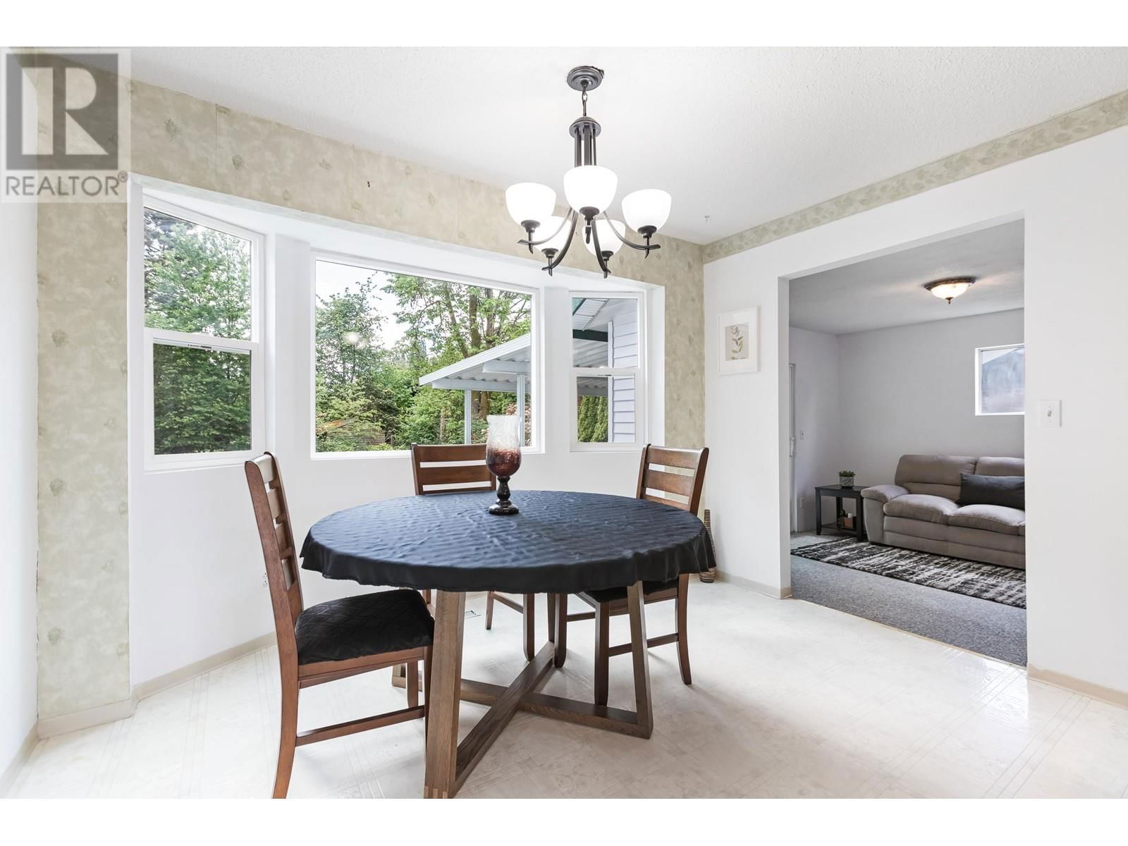 21048 BARKER AVENUE Image 14