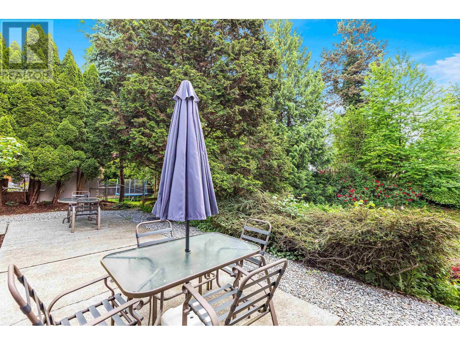 21048 BARKER AVENUE Image 33