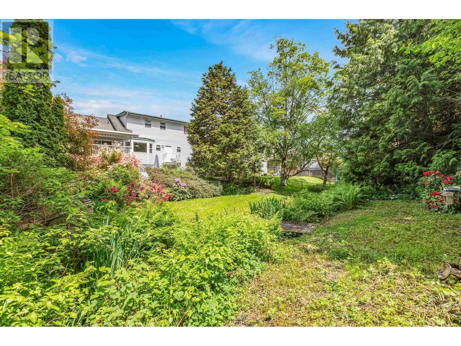 21048 BARKER AVENUE Image 37