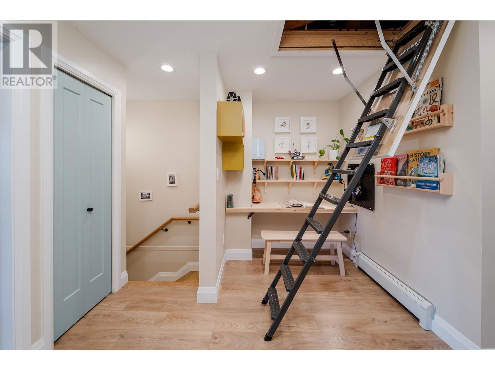 34 - 11551 KINGFISHER DRIVE Image 13