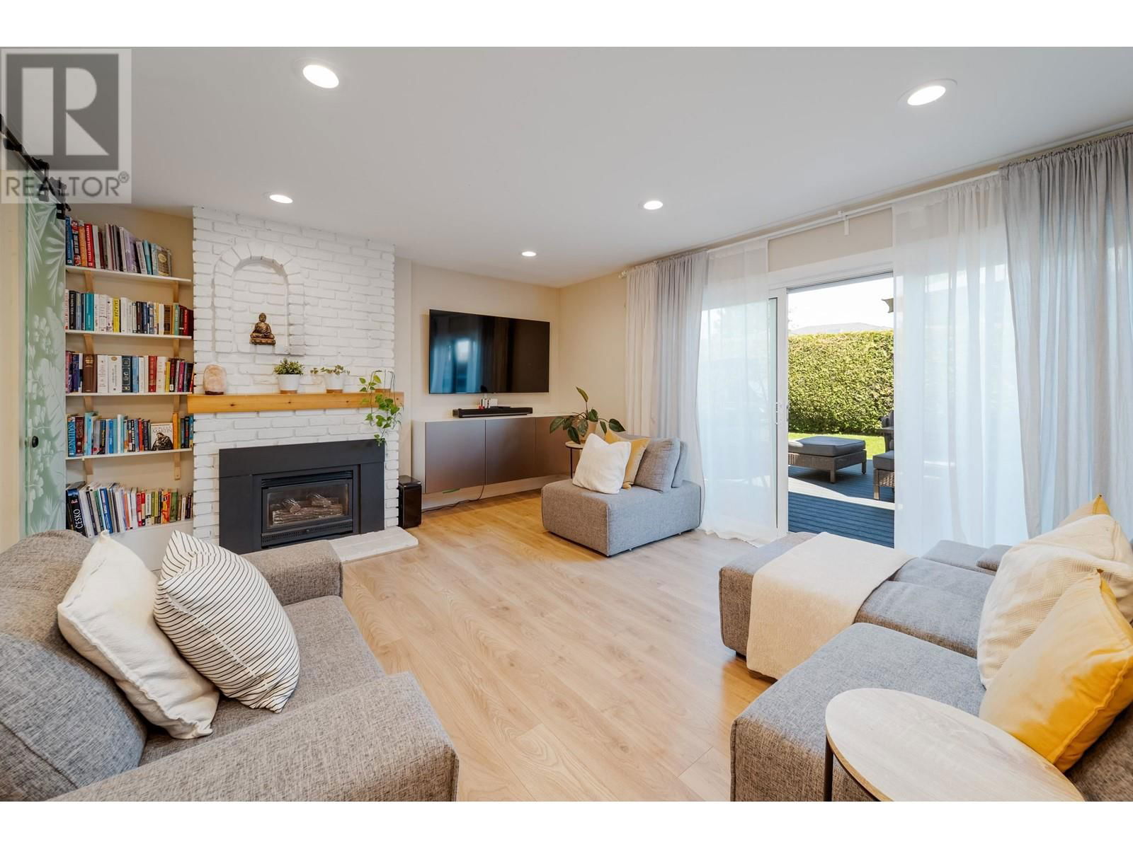 34 - 11551 KINGFISHER DRIVE Image 2