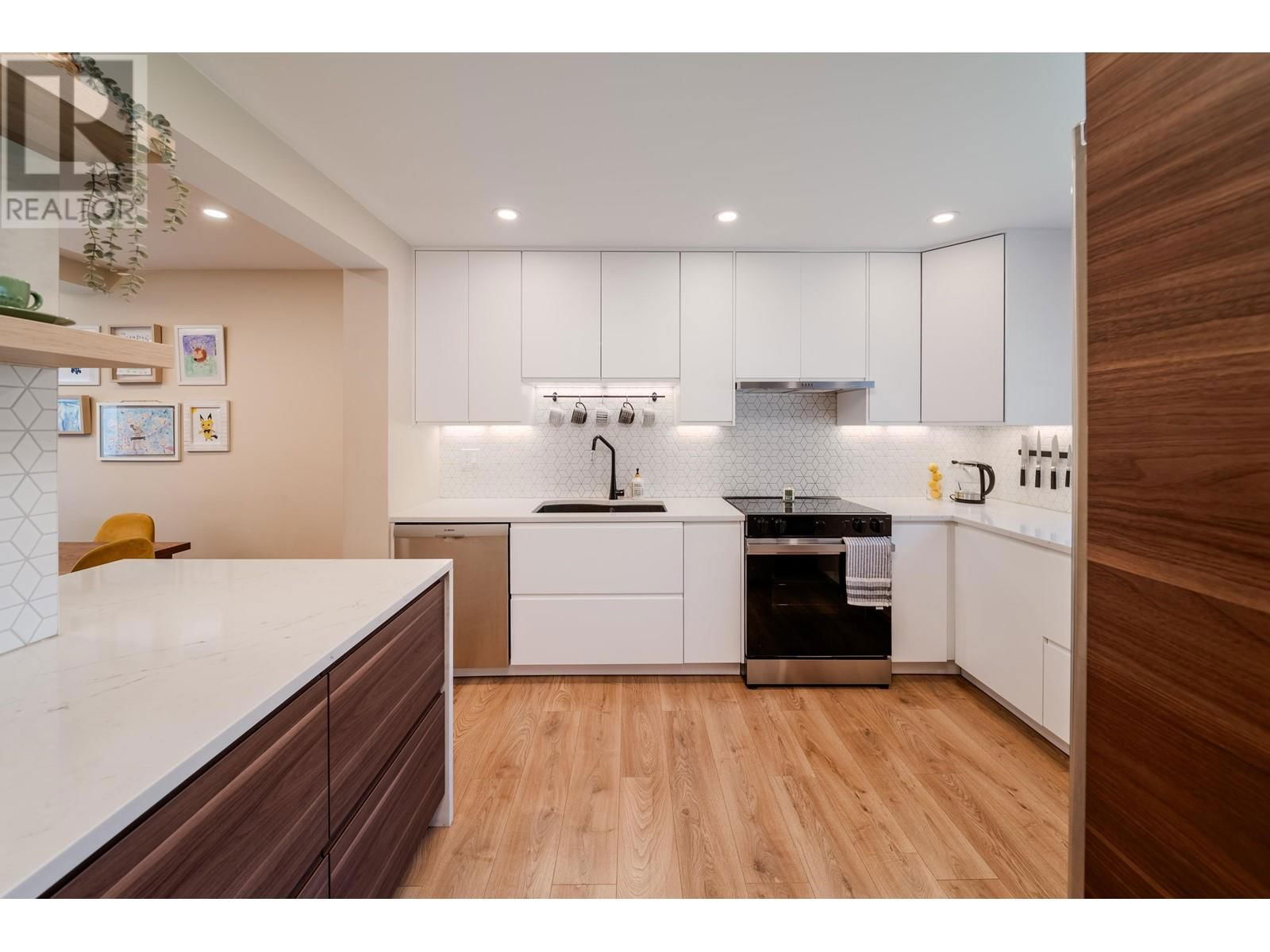 34 - 11551 KINGFISHER DRIVE Image 8