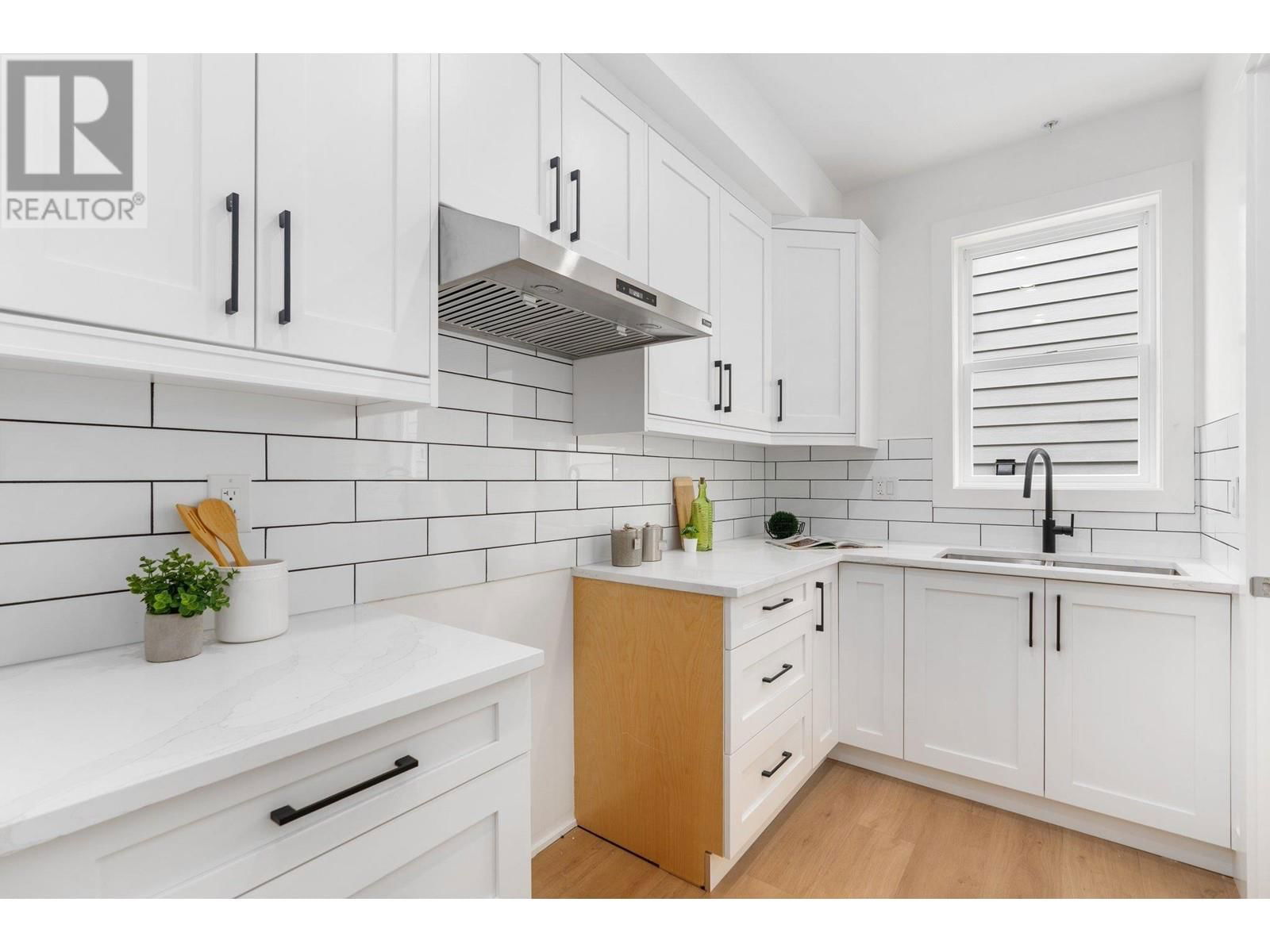 11066 241A STREET Image 7