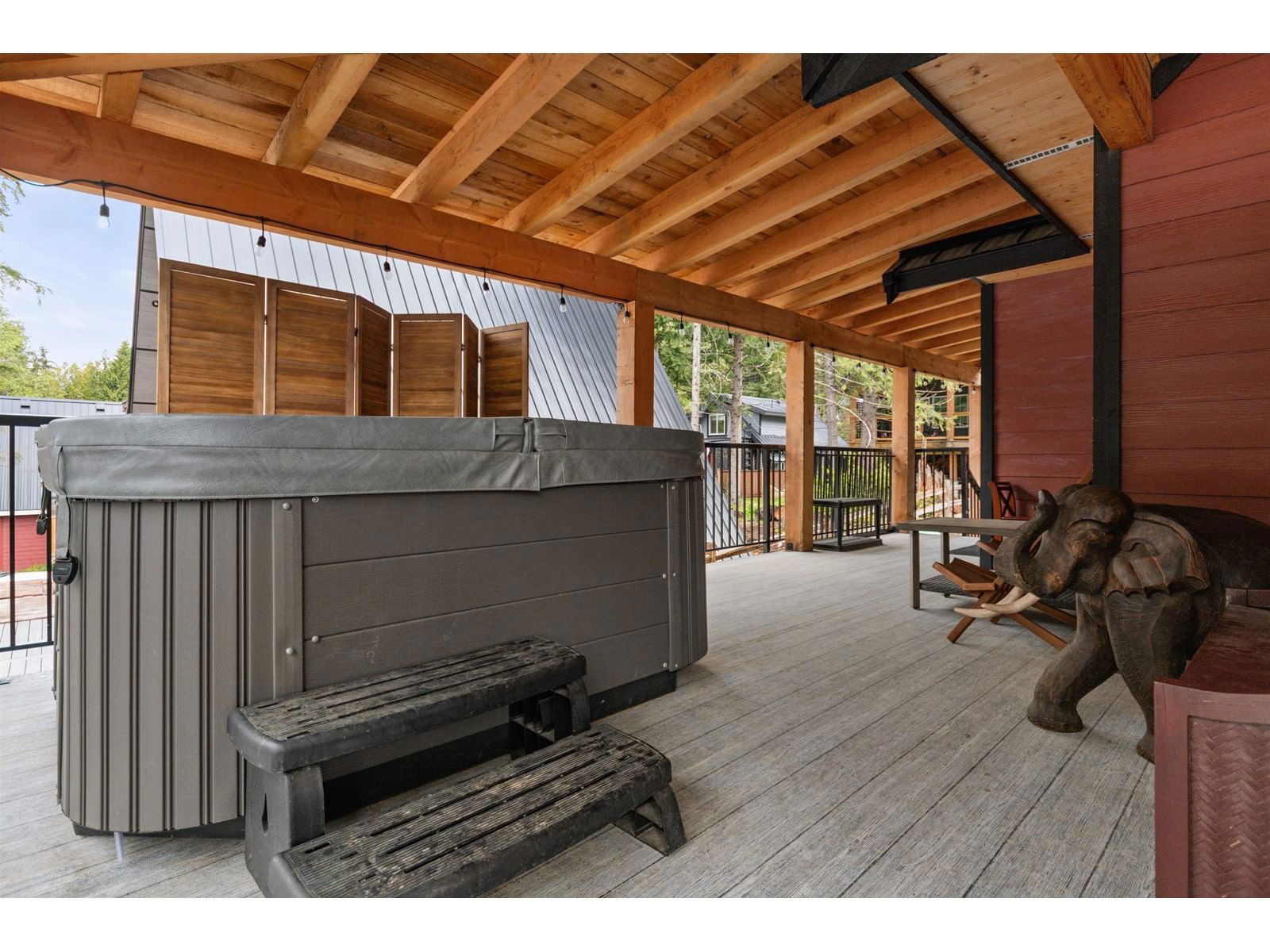 HG158 - 71362 GROVE BOULEVARD Image 29