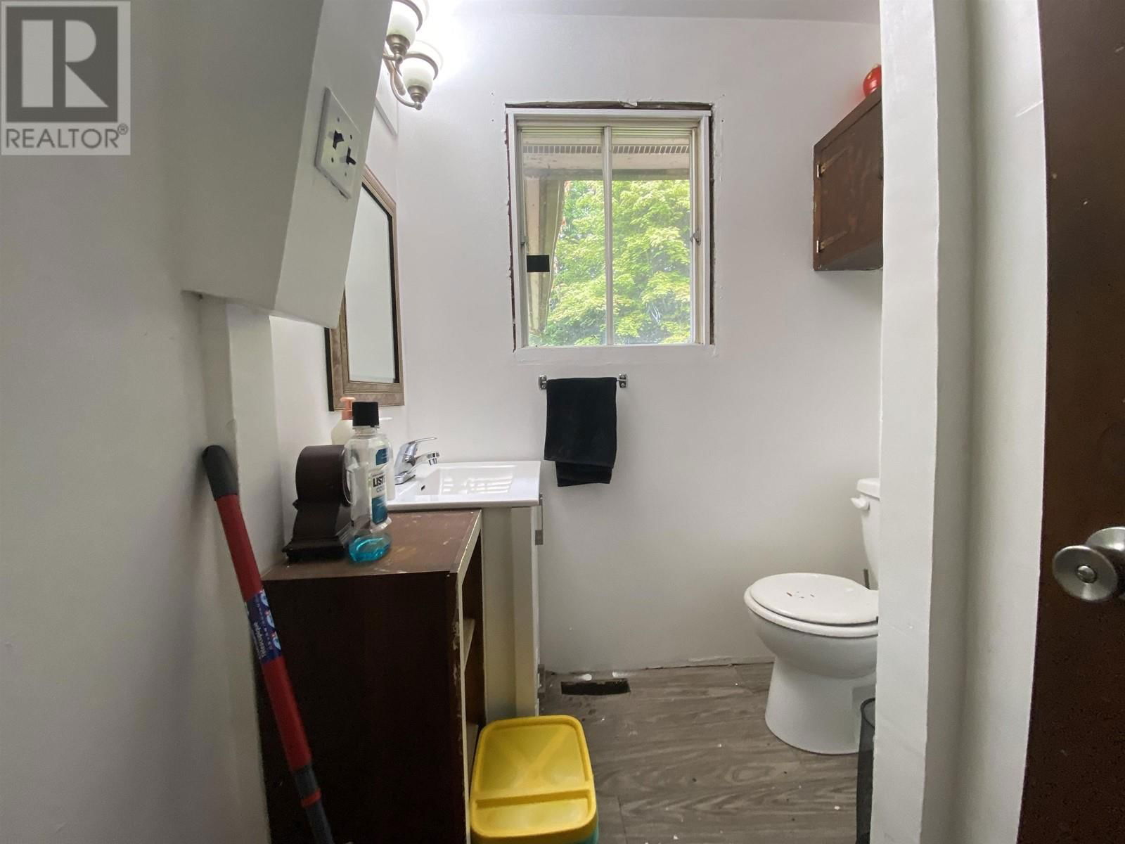 2128 GRANDVIEW DRIVE Image 15