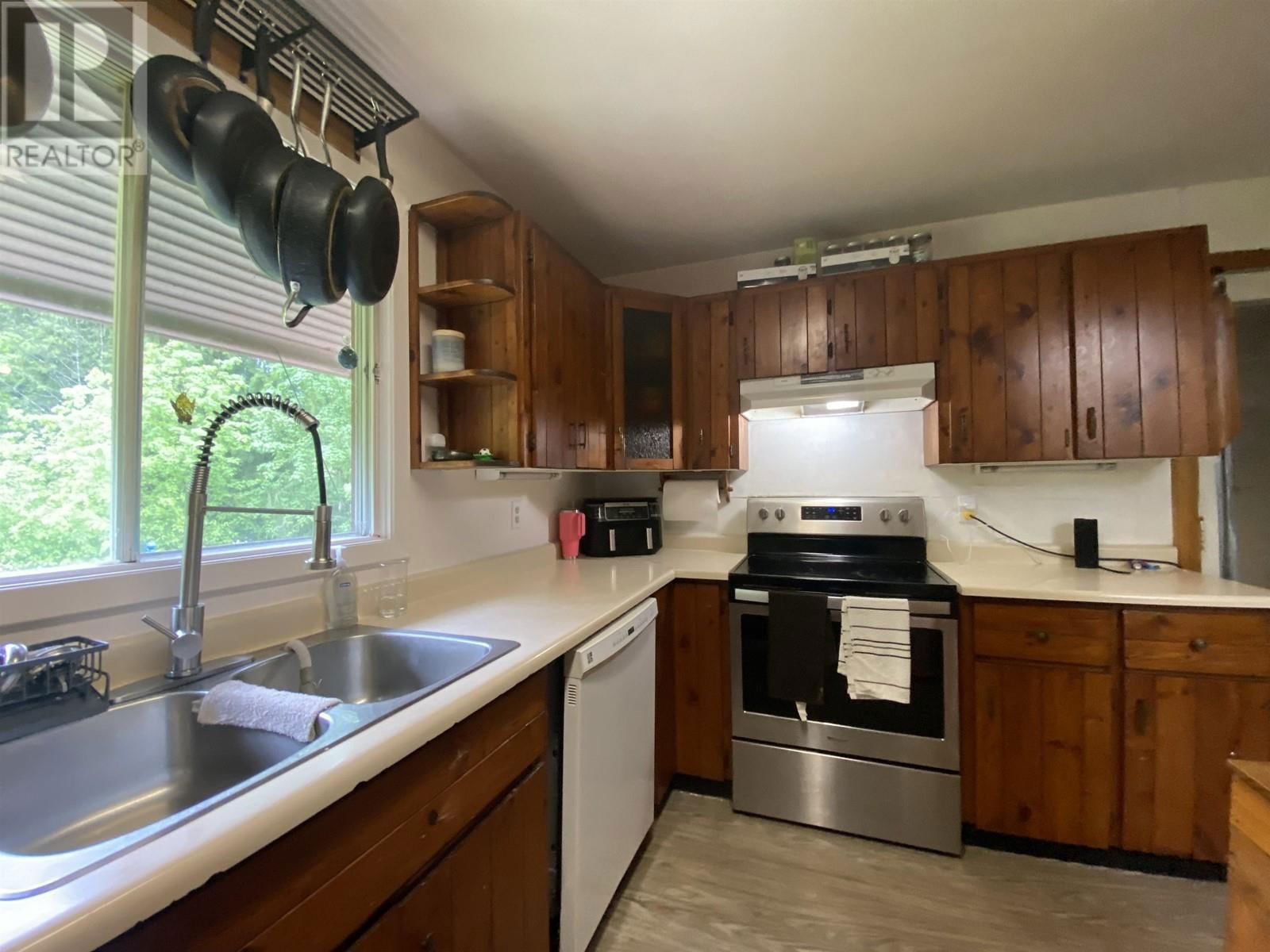 2128 GRANDVIEW DRIVE Image 5