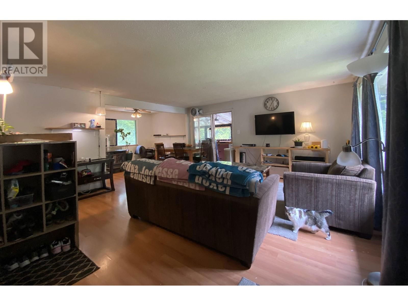2128 GRANDVIEW DRIVE Image 6