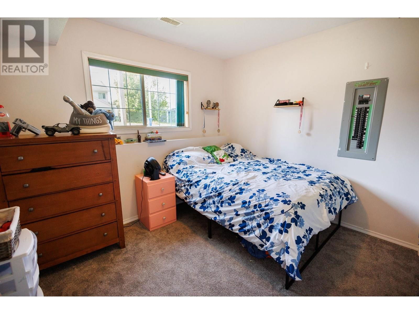 4902 HAUGLAND AVENUE Image 28