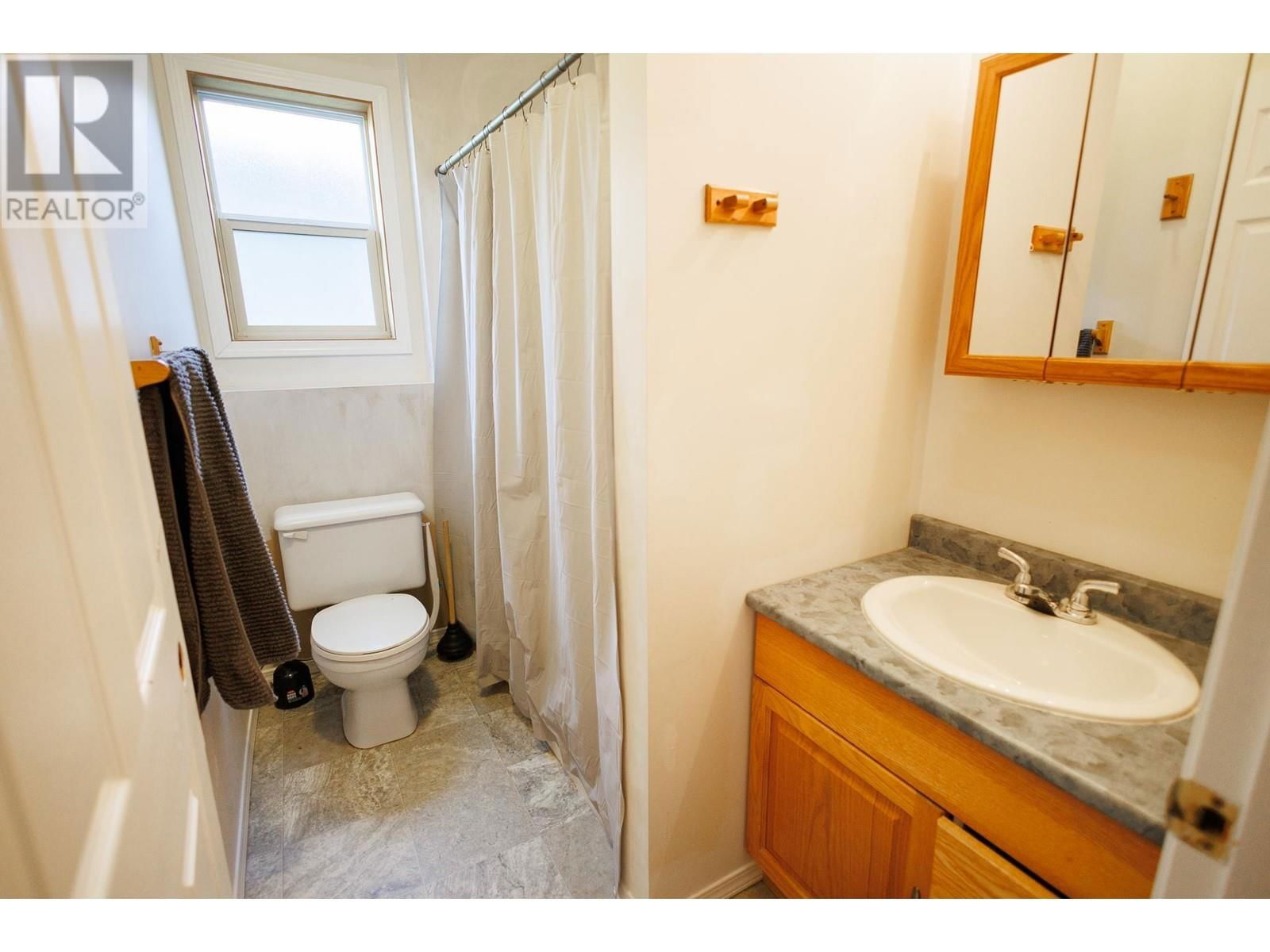 4902 HAUGLAND AVENUE Image 29
