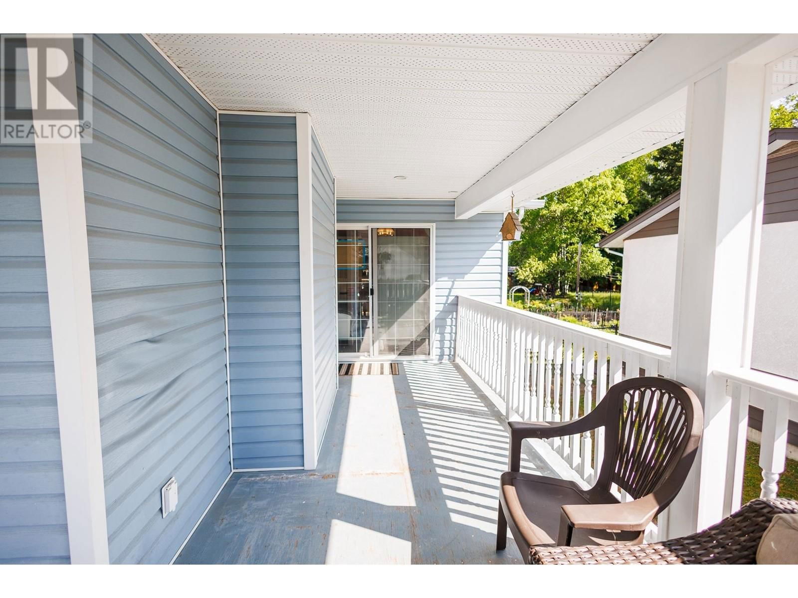 4902 HAUGLAND AVENUE Image 33