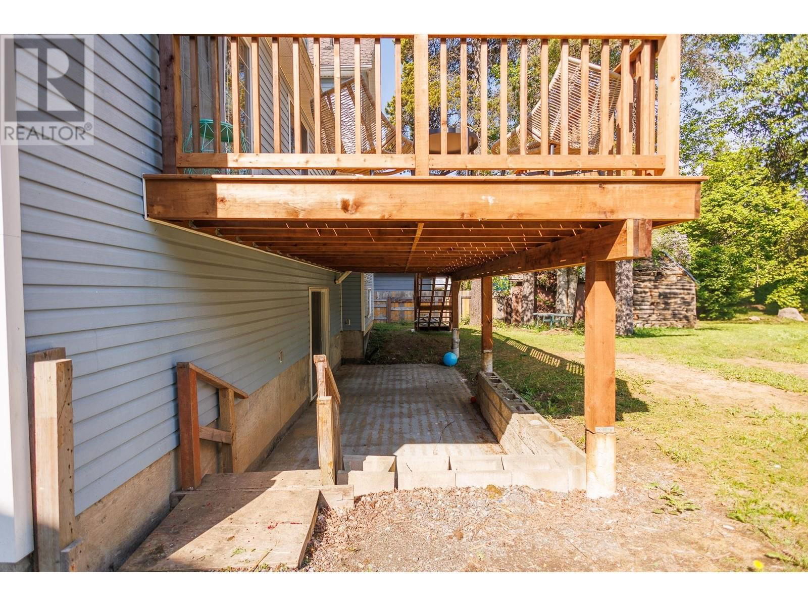4902 HAUGLAND AVENUE Image 37