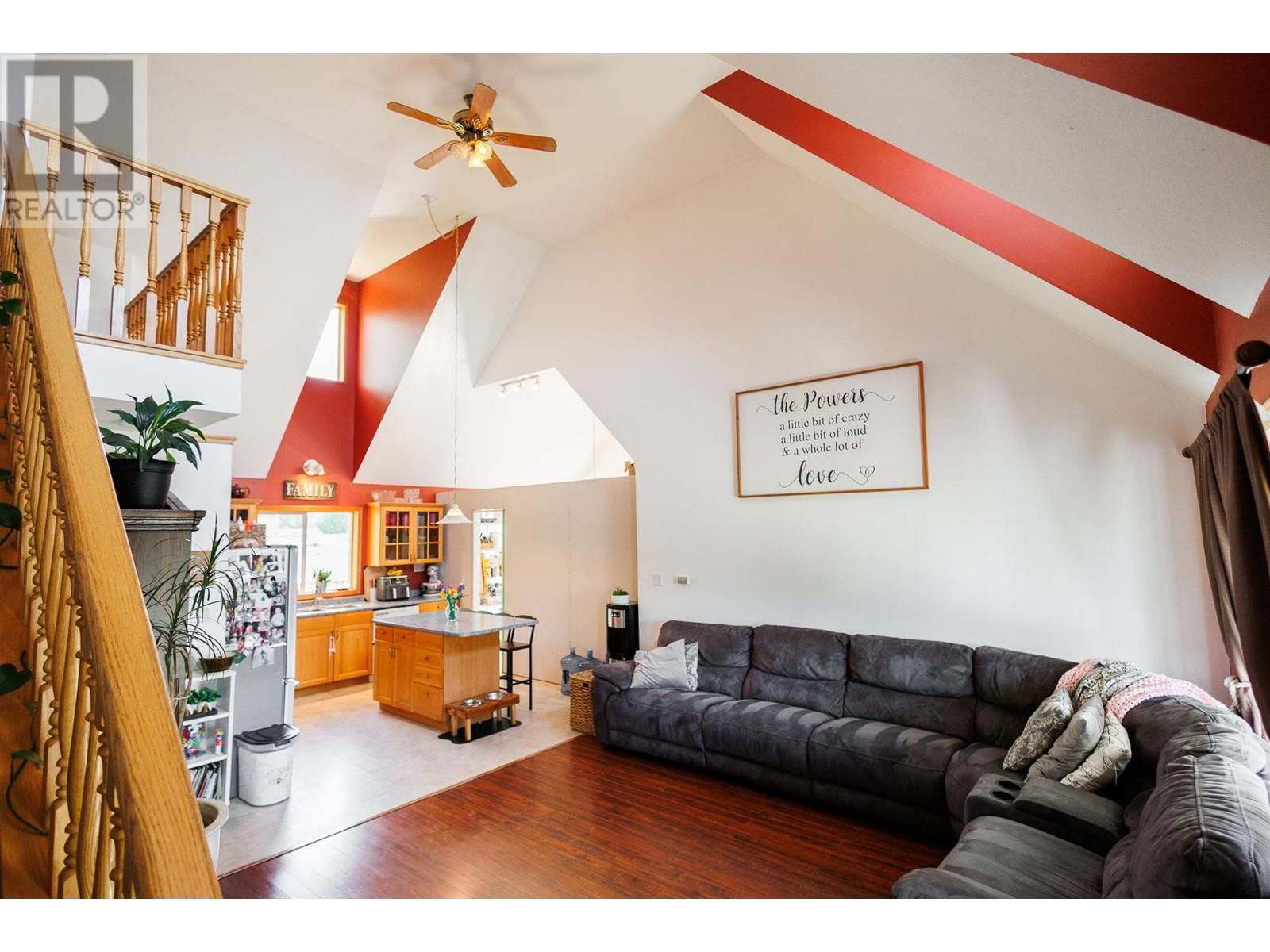 4902 HAUGLAND AVENUE Image 9