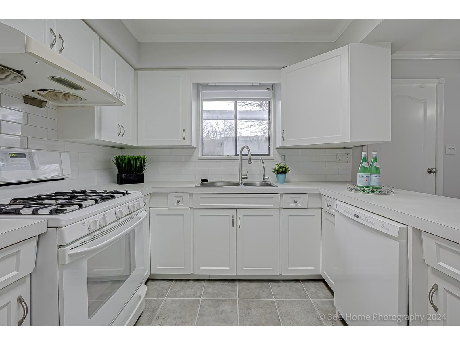 7728 WANSFORD Image 20