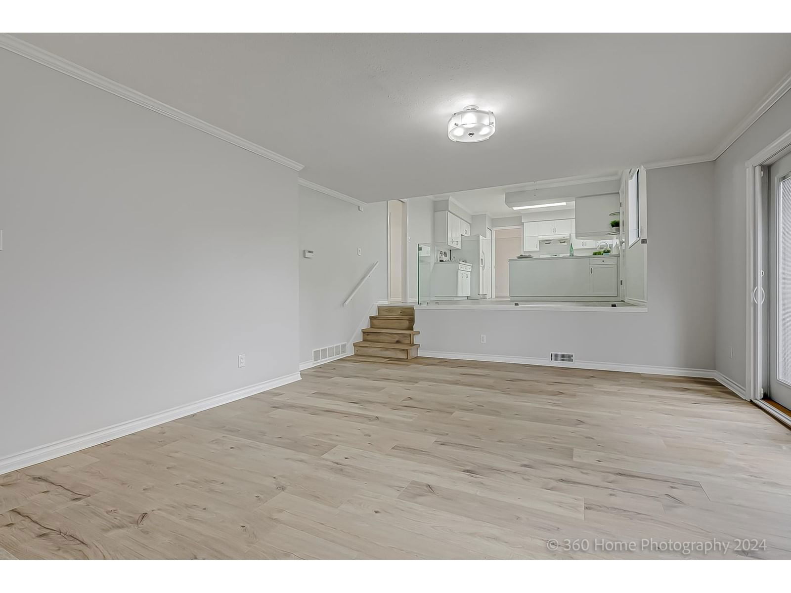 7728 WANSFORD Image 24