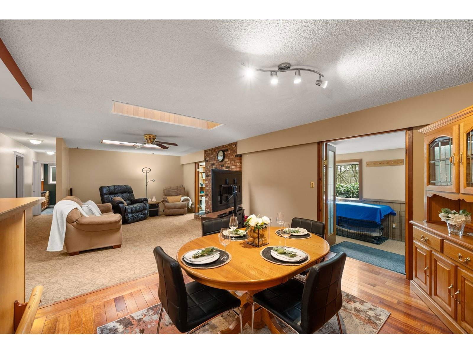 7433 BARRYMORE Image 26