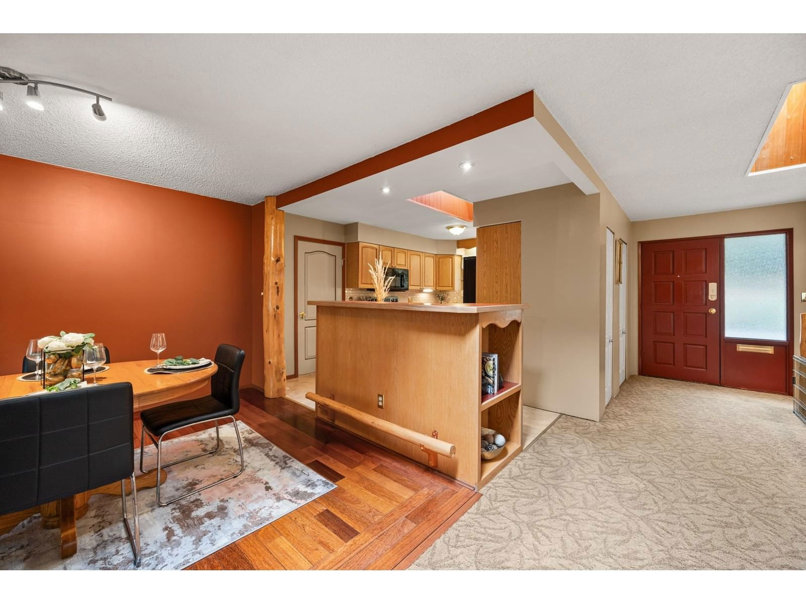 7433 BARRYMORE Image 27