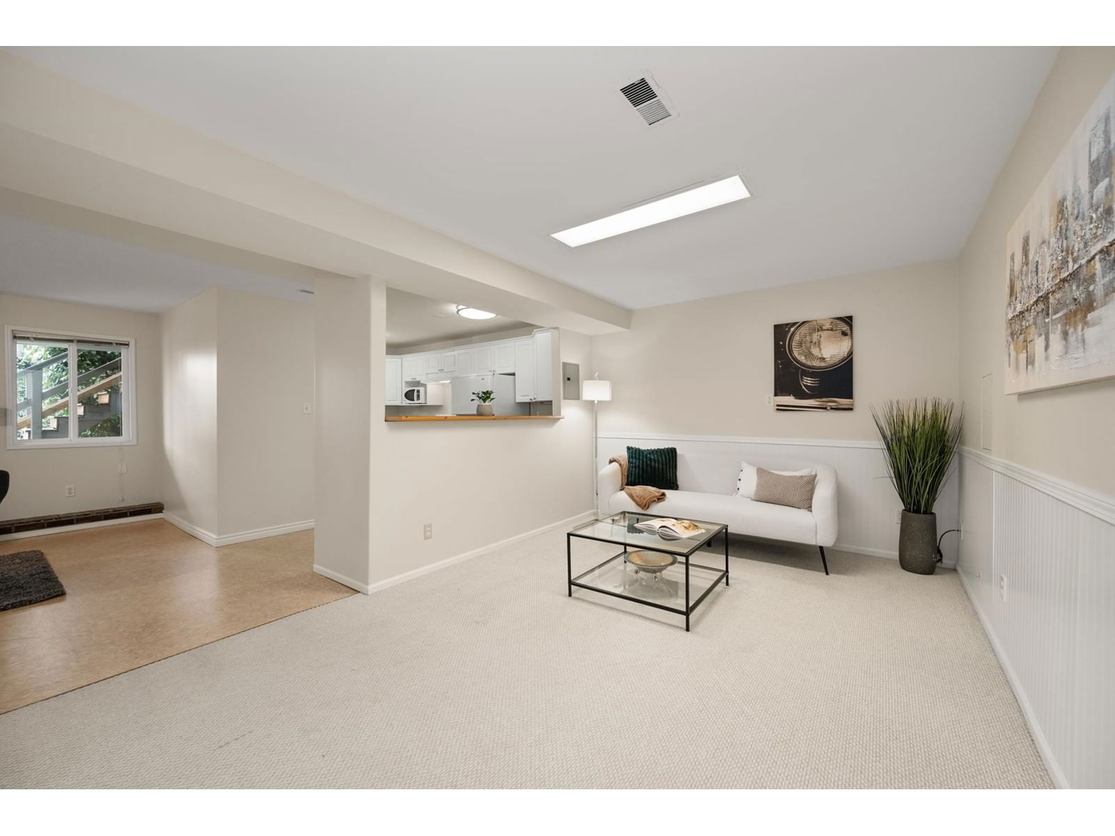 7433 BARRYMORE Image 34