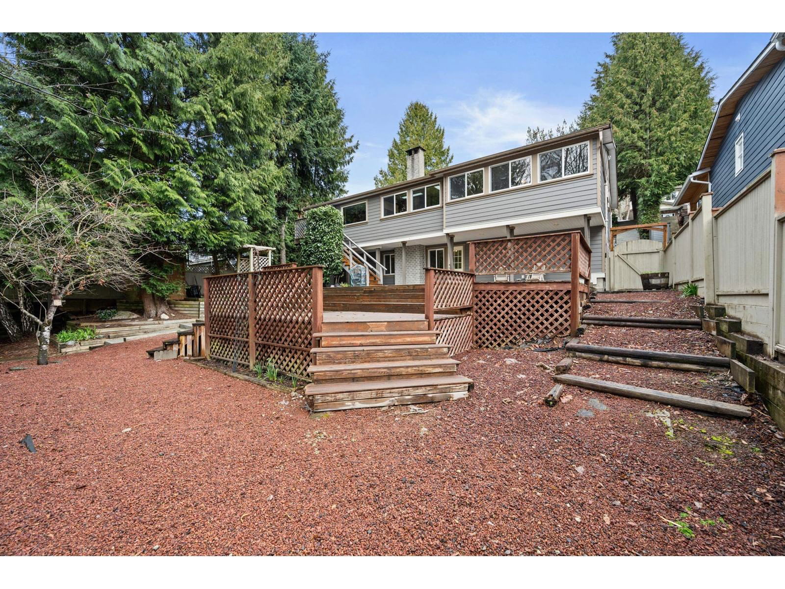 7433 BARRYMORE Image 39