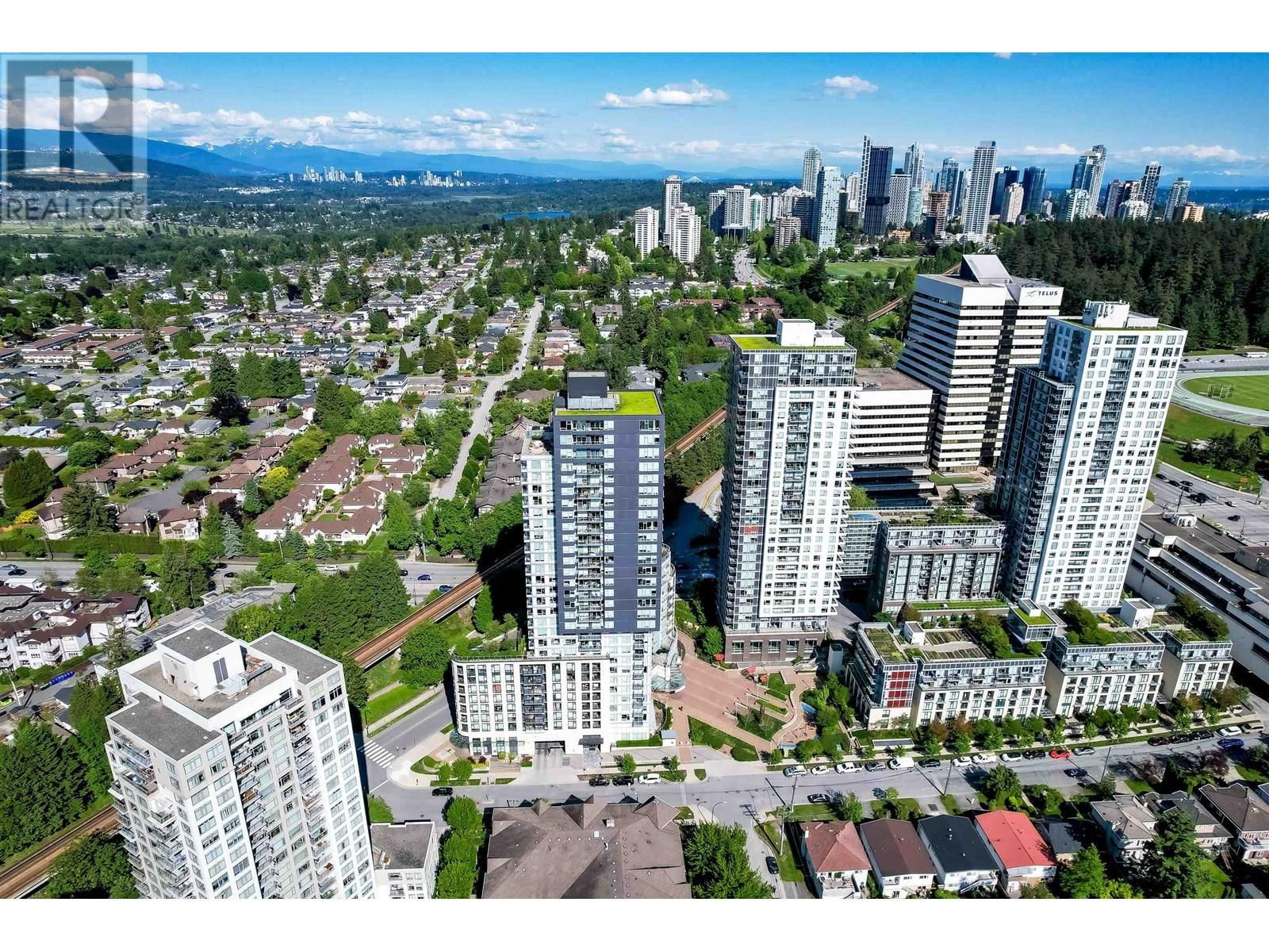 1003 - 5470 ORMIDALE STREET Image 3