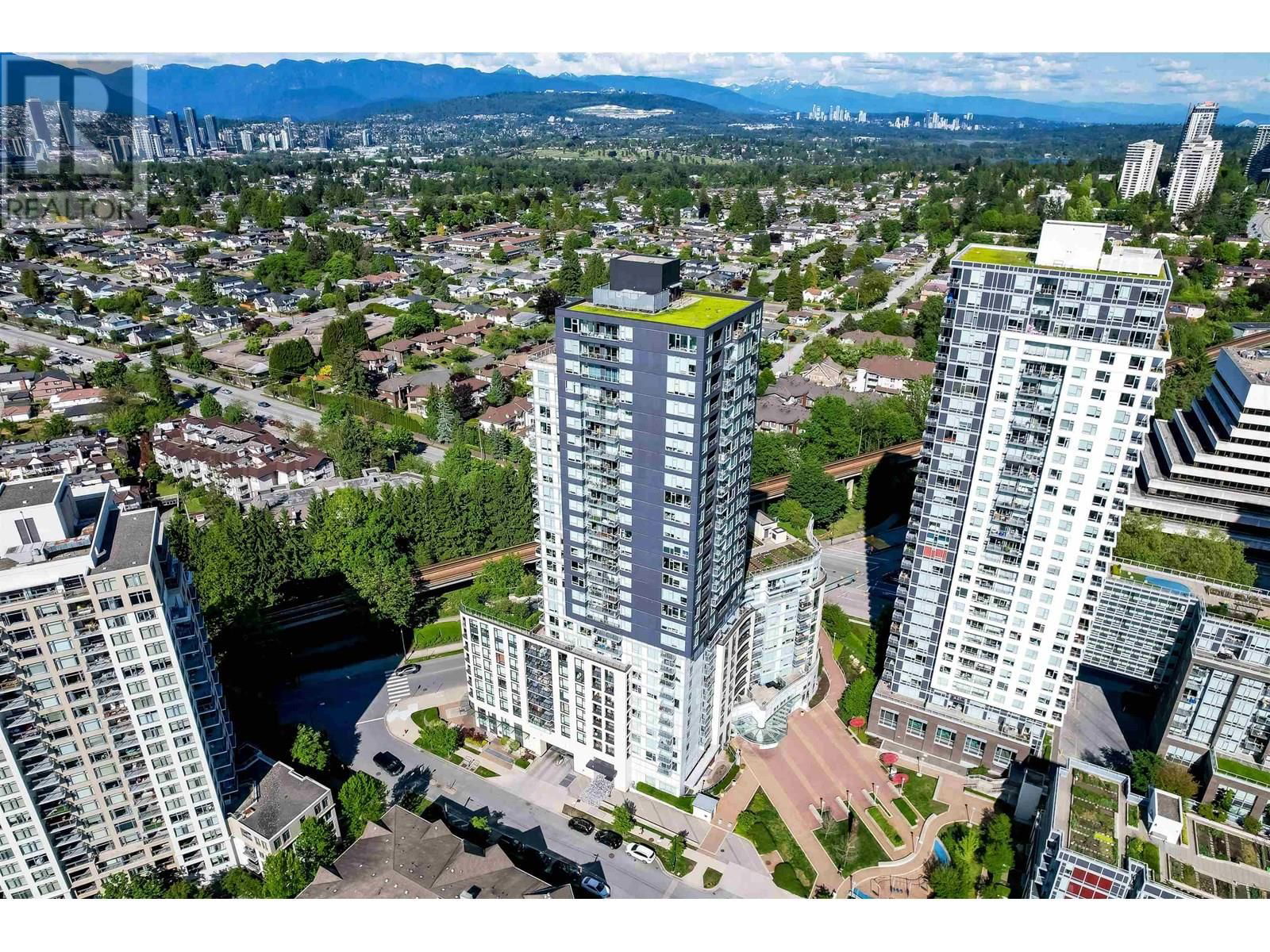 1003 - 5470 ORMIDALE STREET Image 4