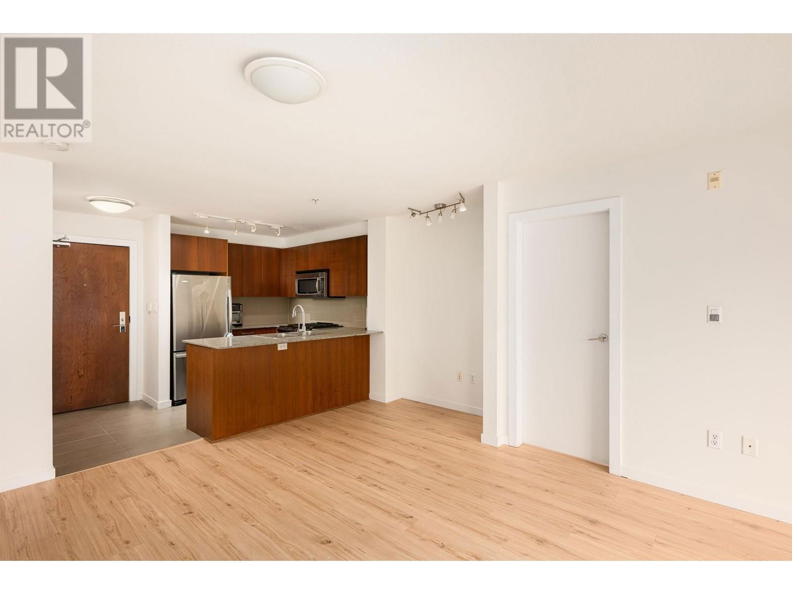 103 - 5775 IRMIN STREET Image 10