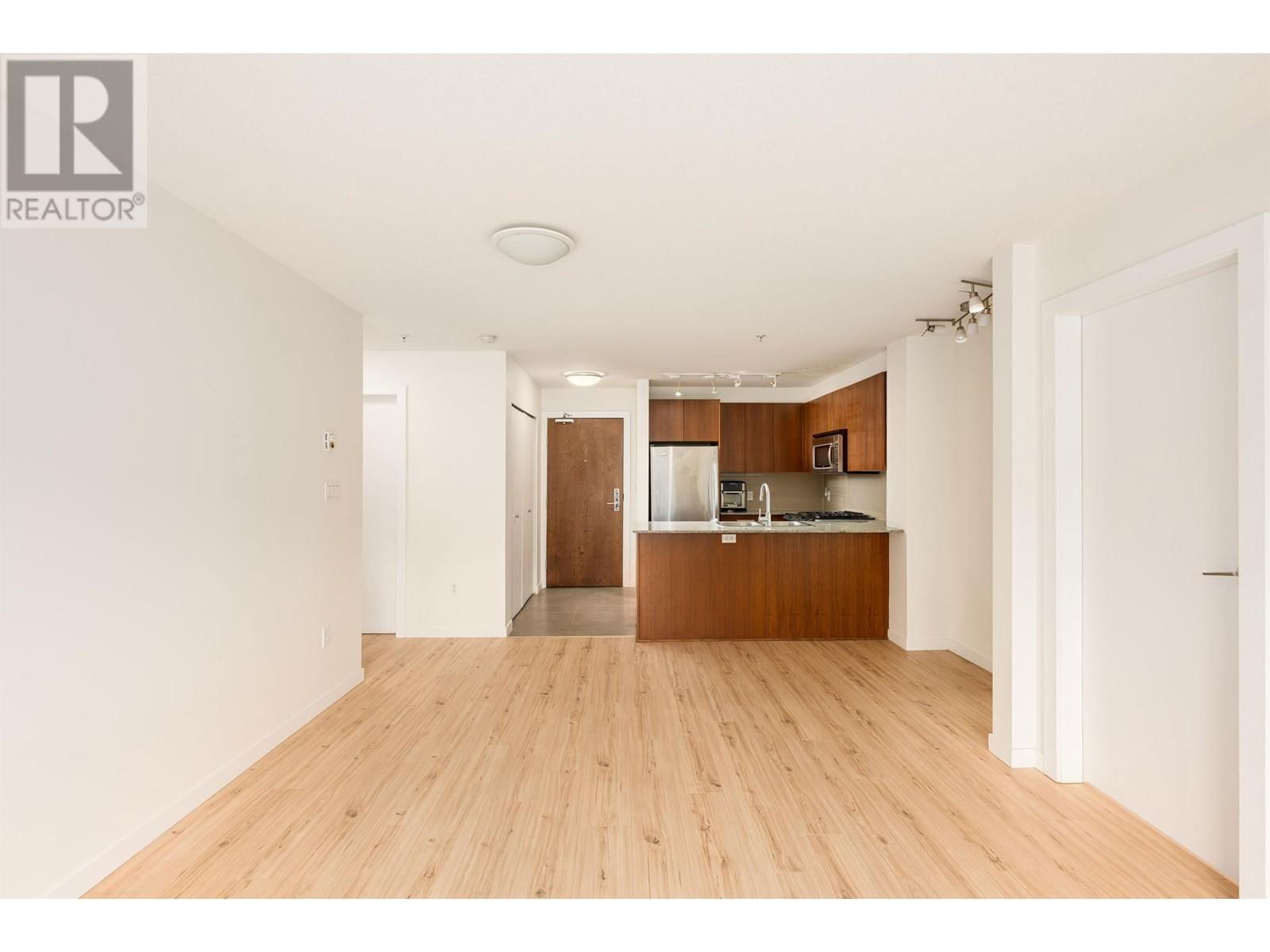 103 - 5775 IRMIN STREET Image 9