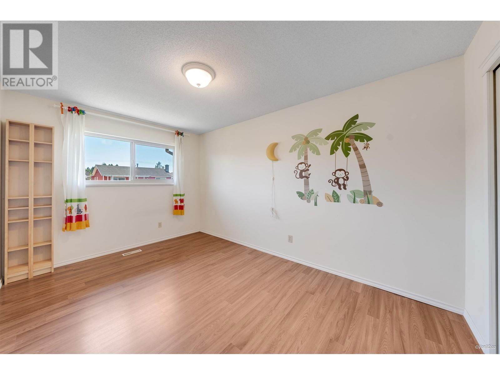 9666 ASHWOOD DRIVE Image 25