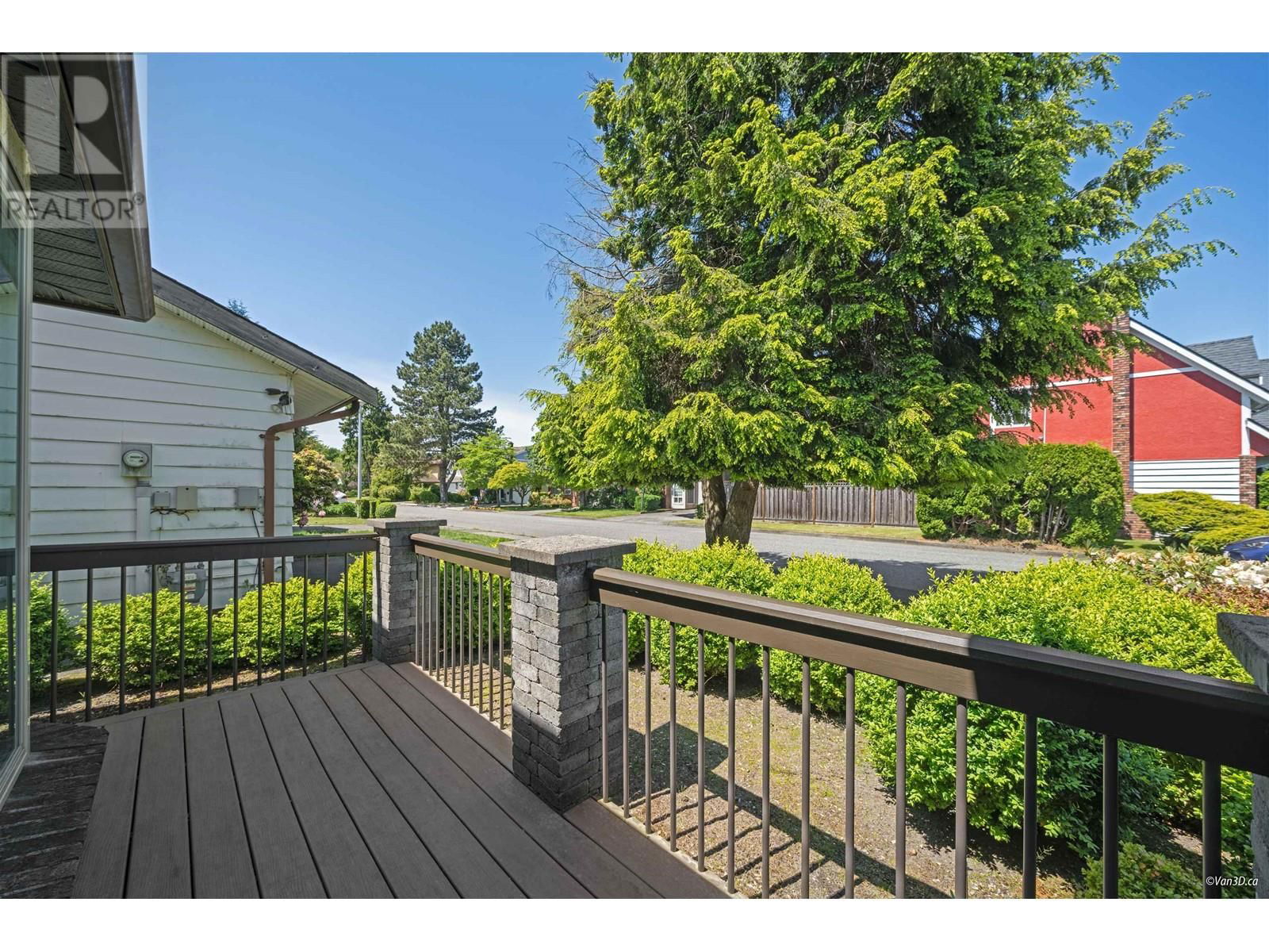 9666 ASHWOOD DRIVE Image 39