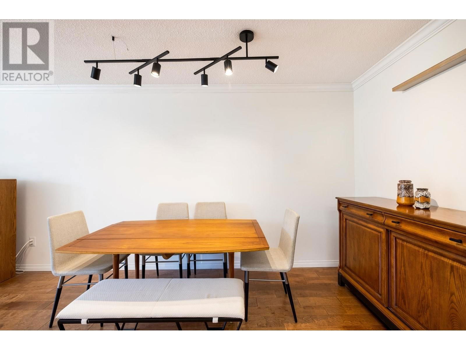 207 - 444 6TH AVENUE Image 10