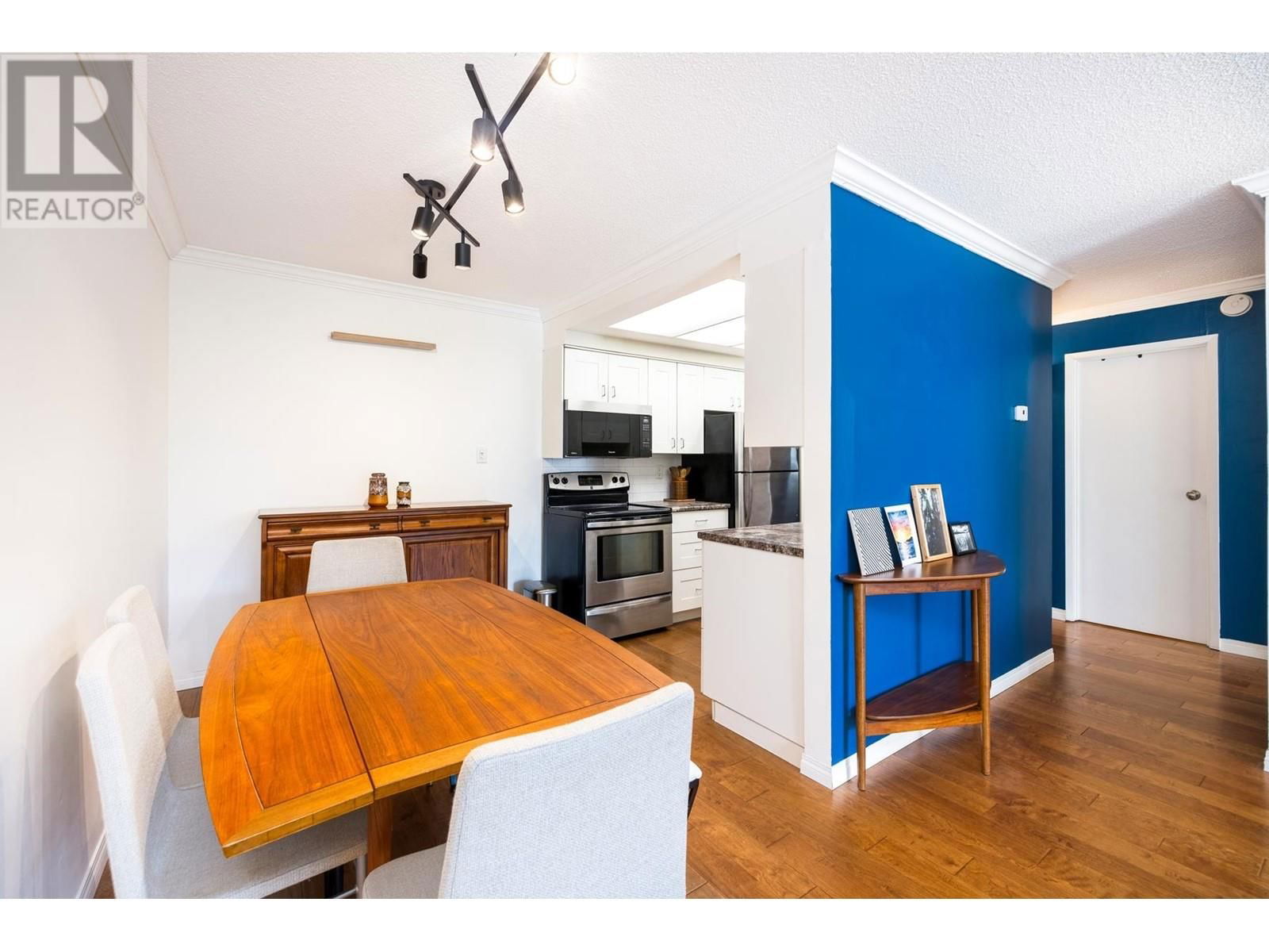 207 - 444 6TH AVENUE Image 11