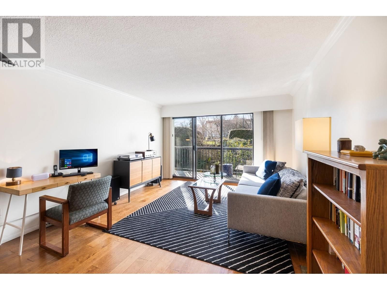 207 - 444 6TH AVENUE Image 2