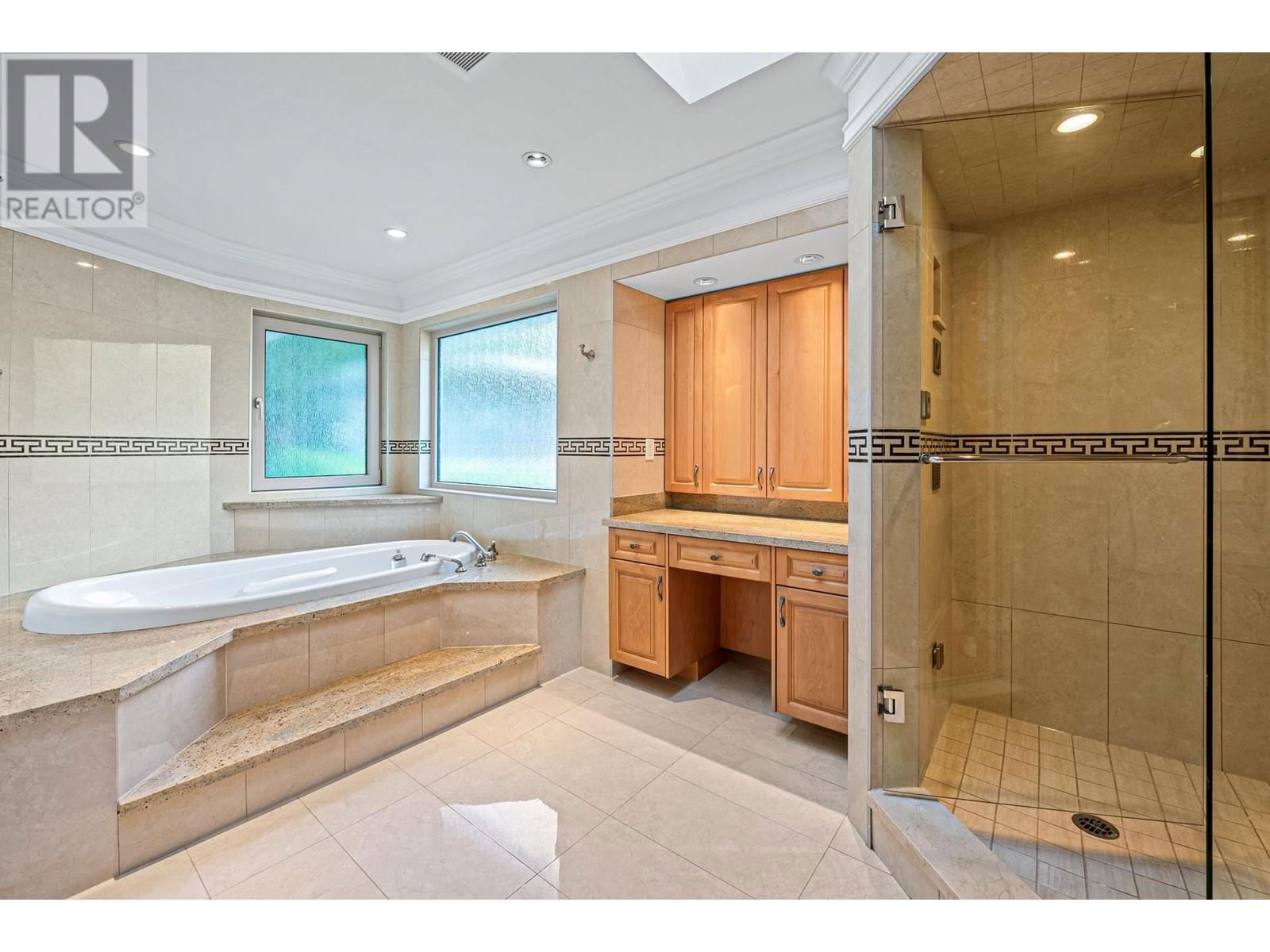 1361 MATHERS AVENUE Image 25