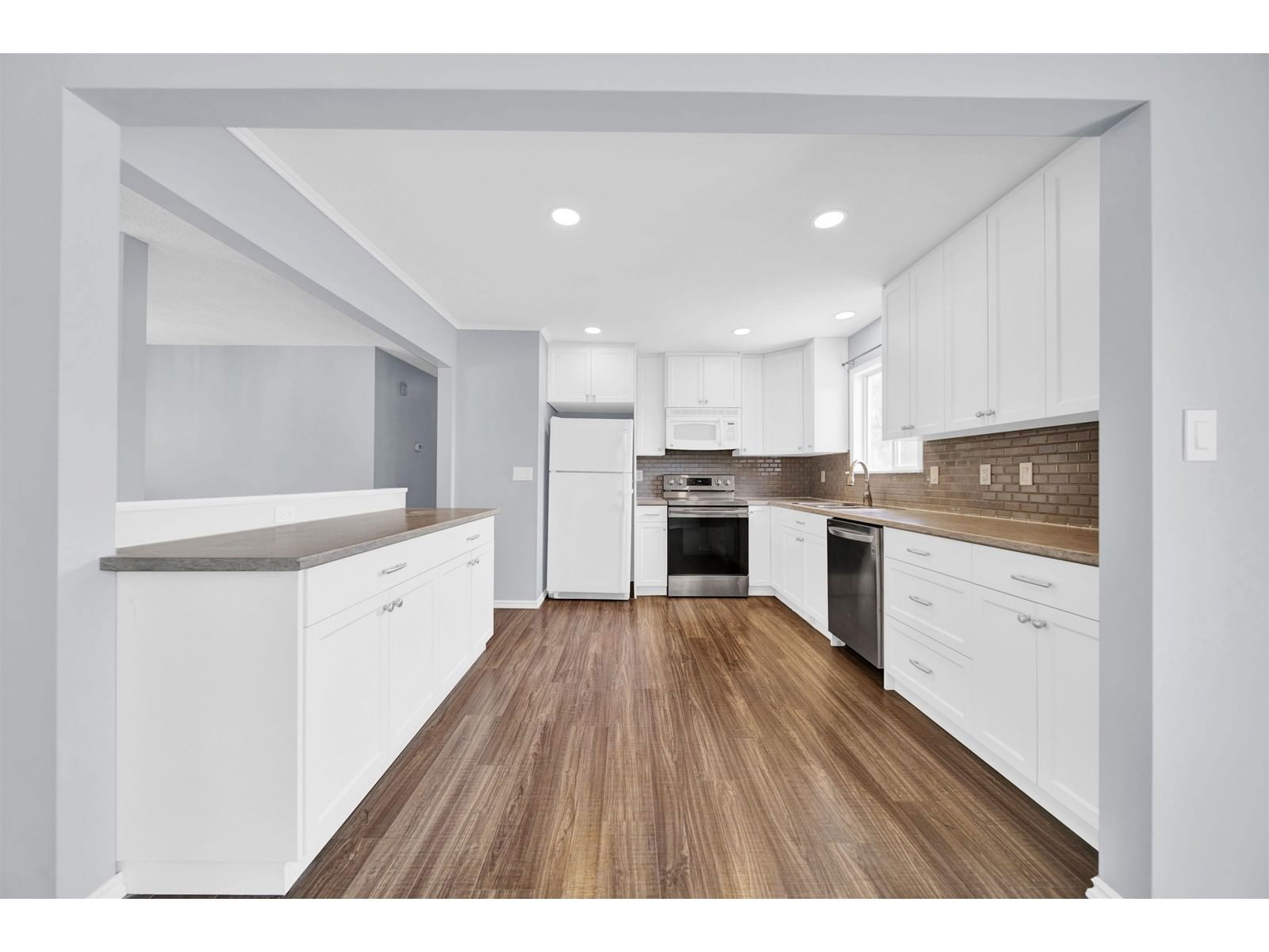 46396 CORA AVENUE Image 7