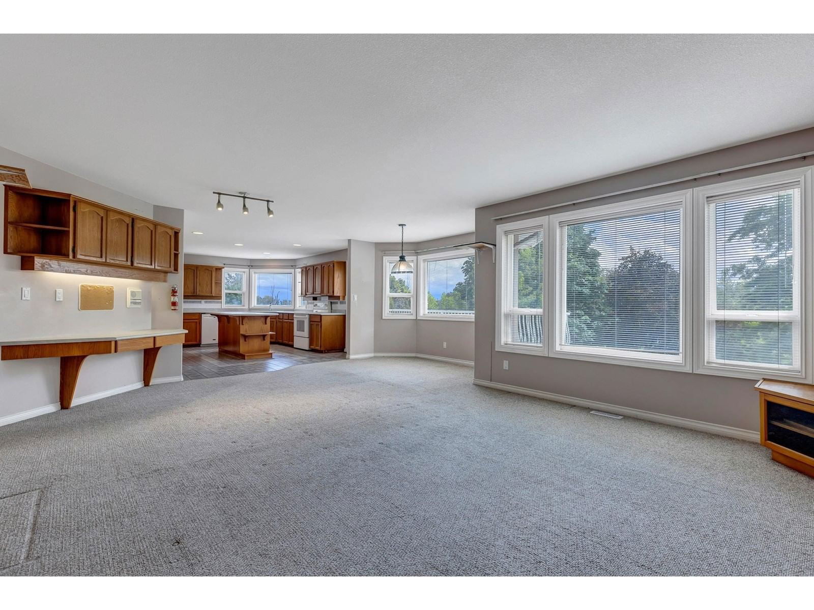 8678 SUNBURST PLACE Image 12