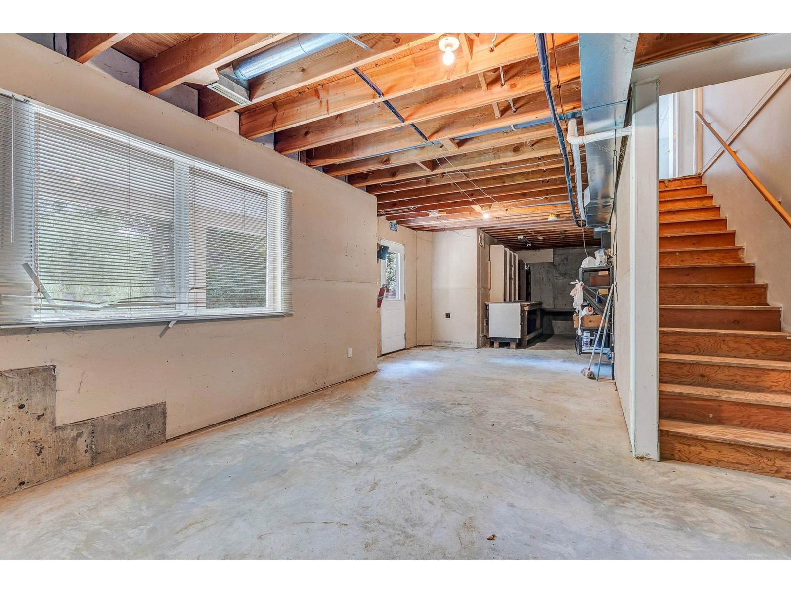8678 SUNBURST PLACE Image 36
