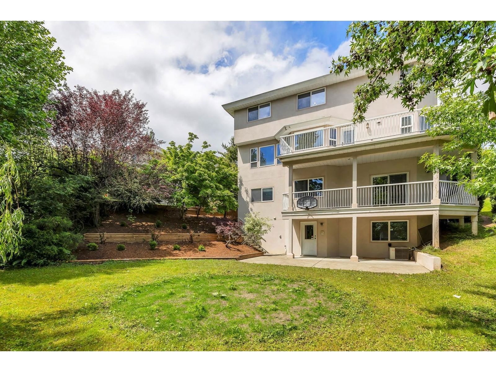 8678 SUNBURST PLACE Image 38