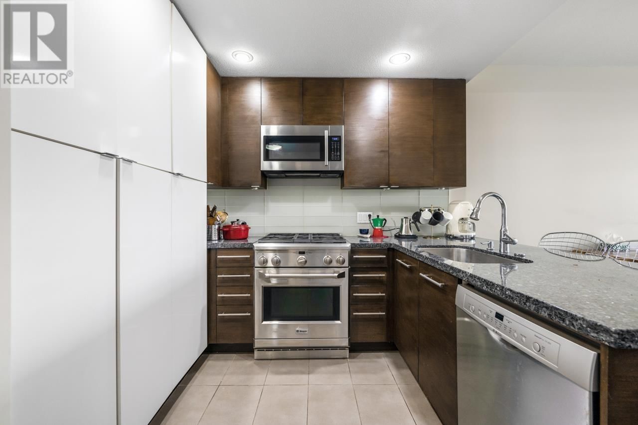 303 - 5928 BIRNEY AVENUE Image 13