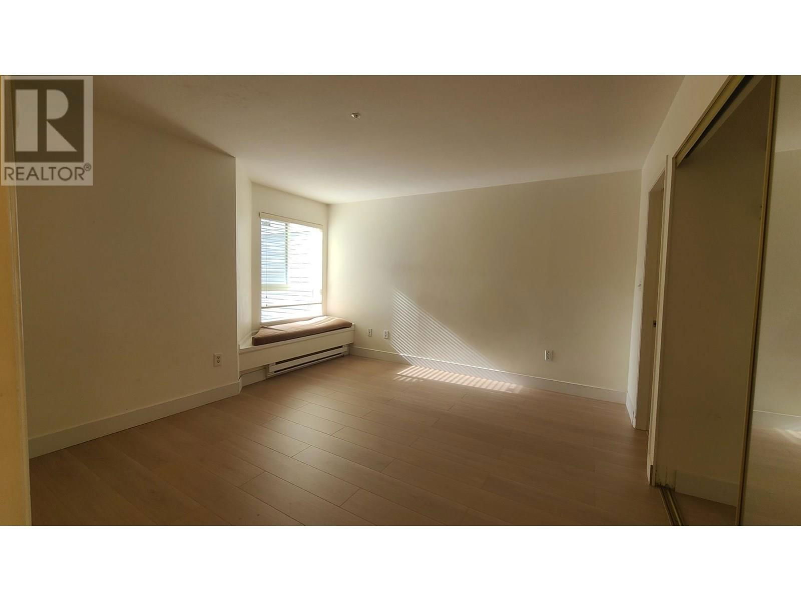 102 - 2250 MARINE DRIVE Image 16
