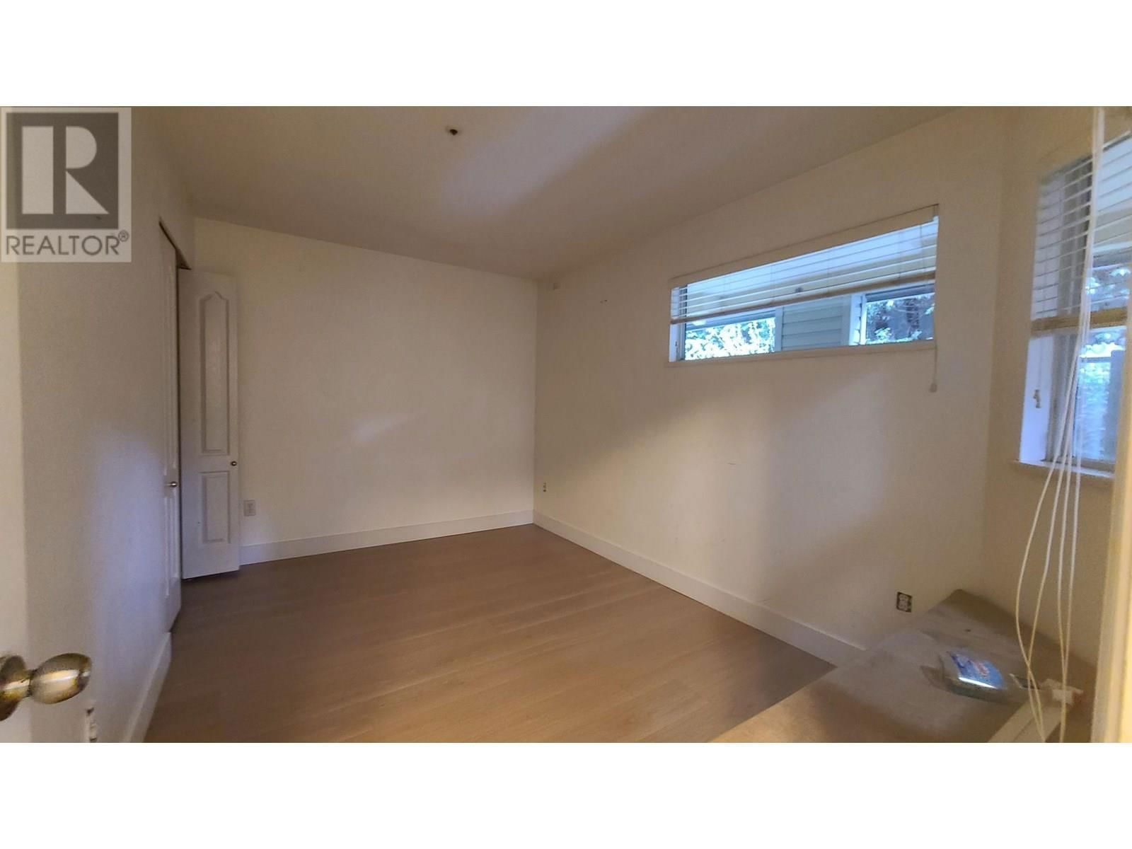102 - 2250 MARINE DRIVE Image 23