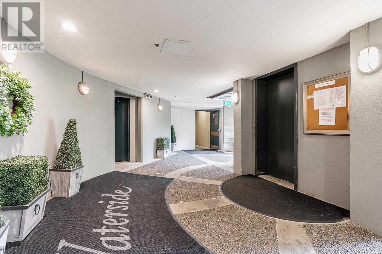 102 - 2250 MARINE DRIVE Image 30