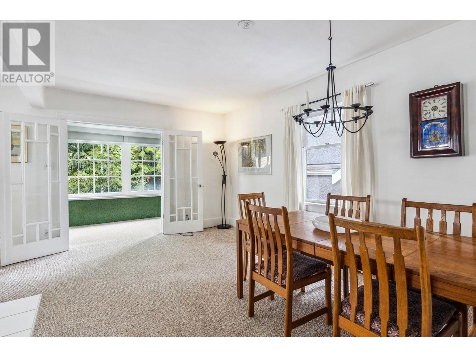 8321 SHAUGHNESSY STREET Image 11