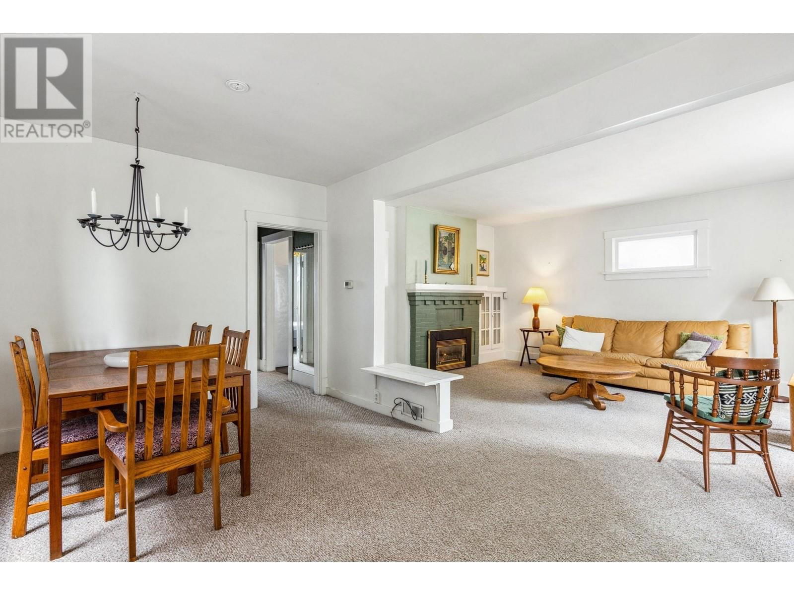 8321 SHAUGHNESSY STREET Image 8
