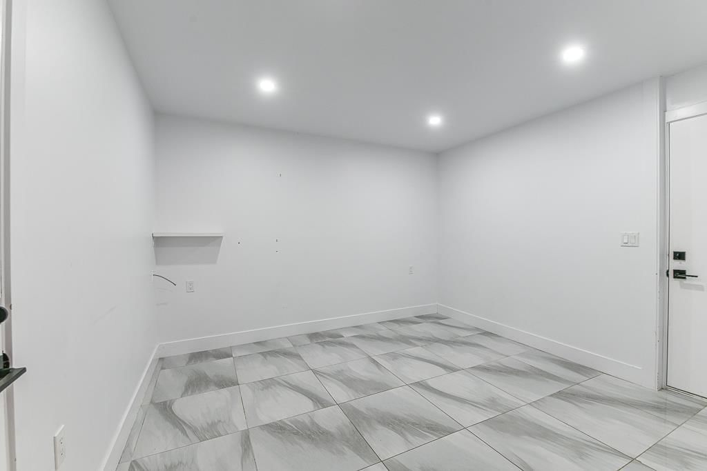 35144 MORGAN Image 28