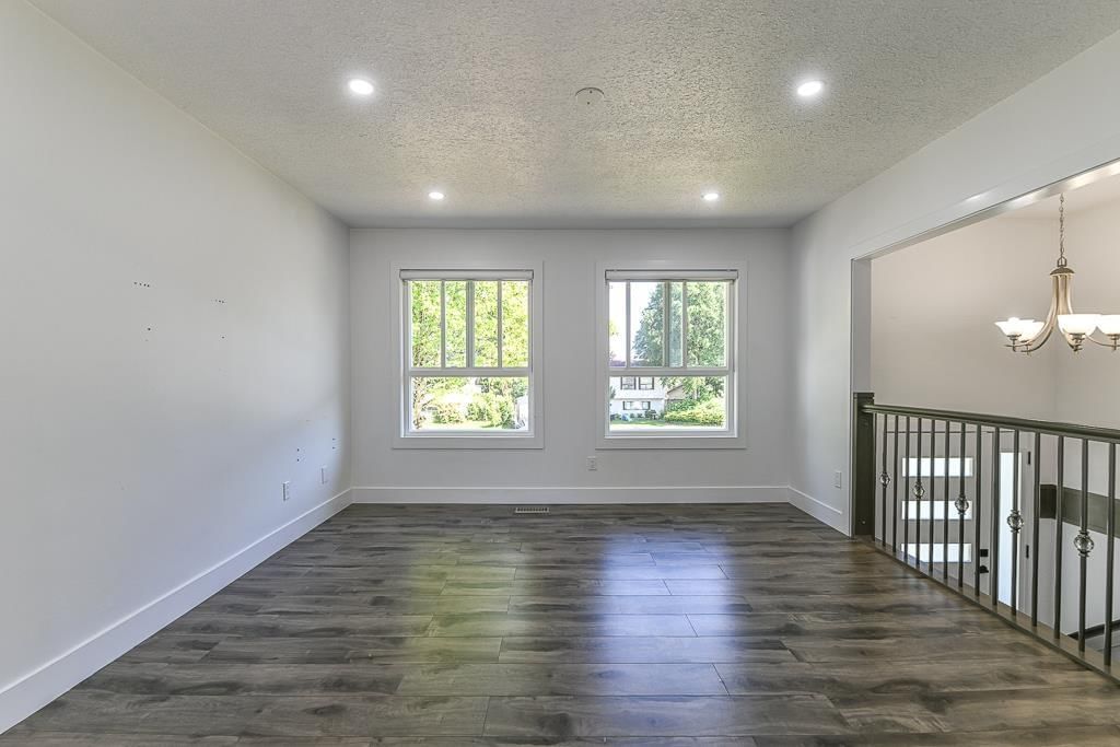 35144 MORGAN Image 8