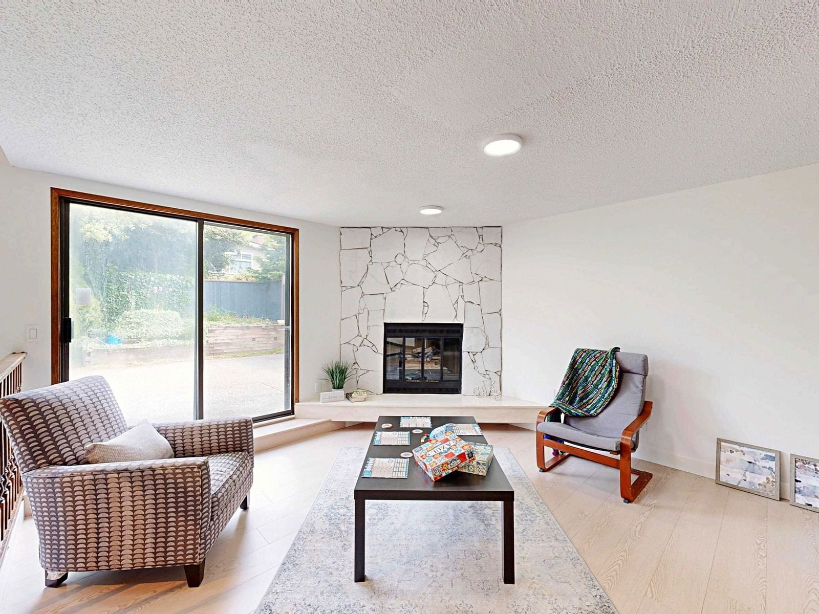 11787 ALDERWOOD Image 20