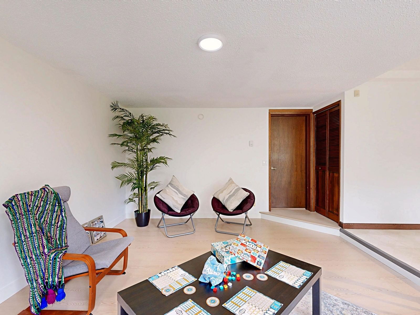 11787 ALDERWOOD Image 21