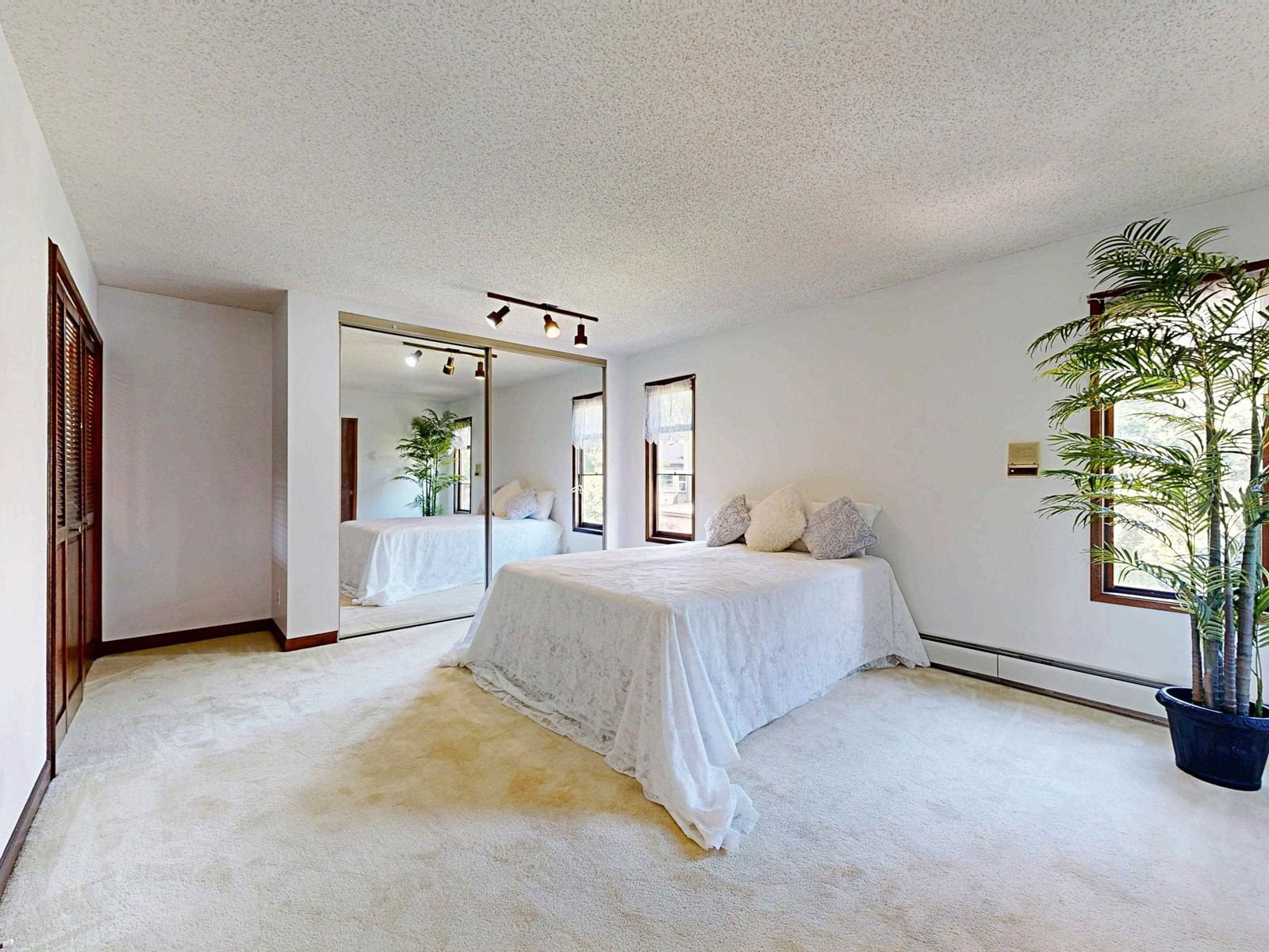 11787 ALDERWOOD Image 27