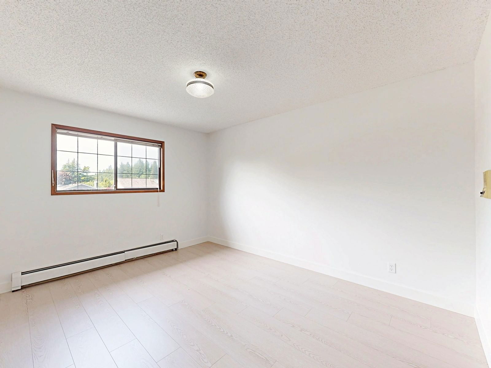 11787 ALDERWOOD Image 37