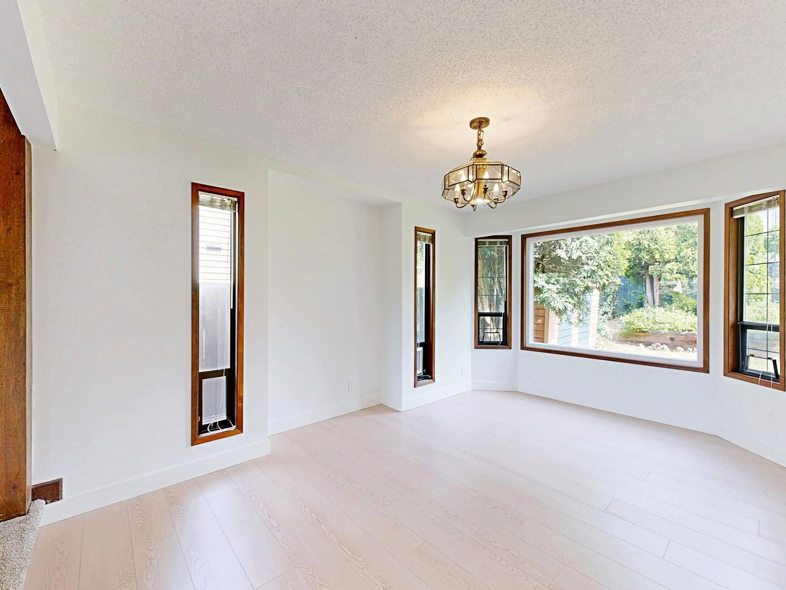 11787 ALDERWOOD Image 9