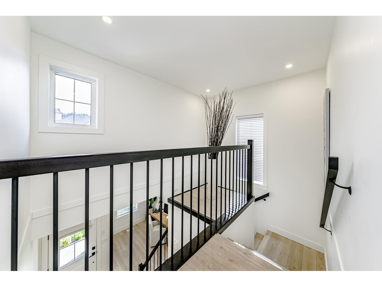53 - 46211 PROMONTORY ROAD Image 20